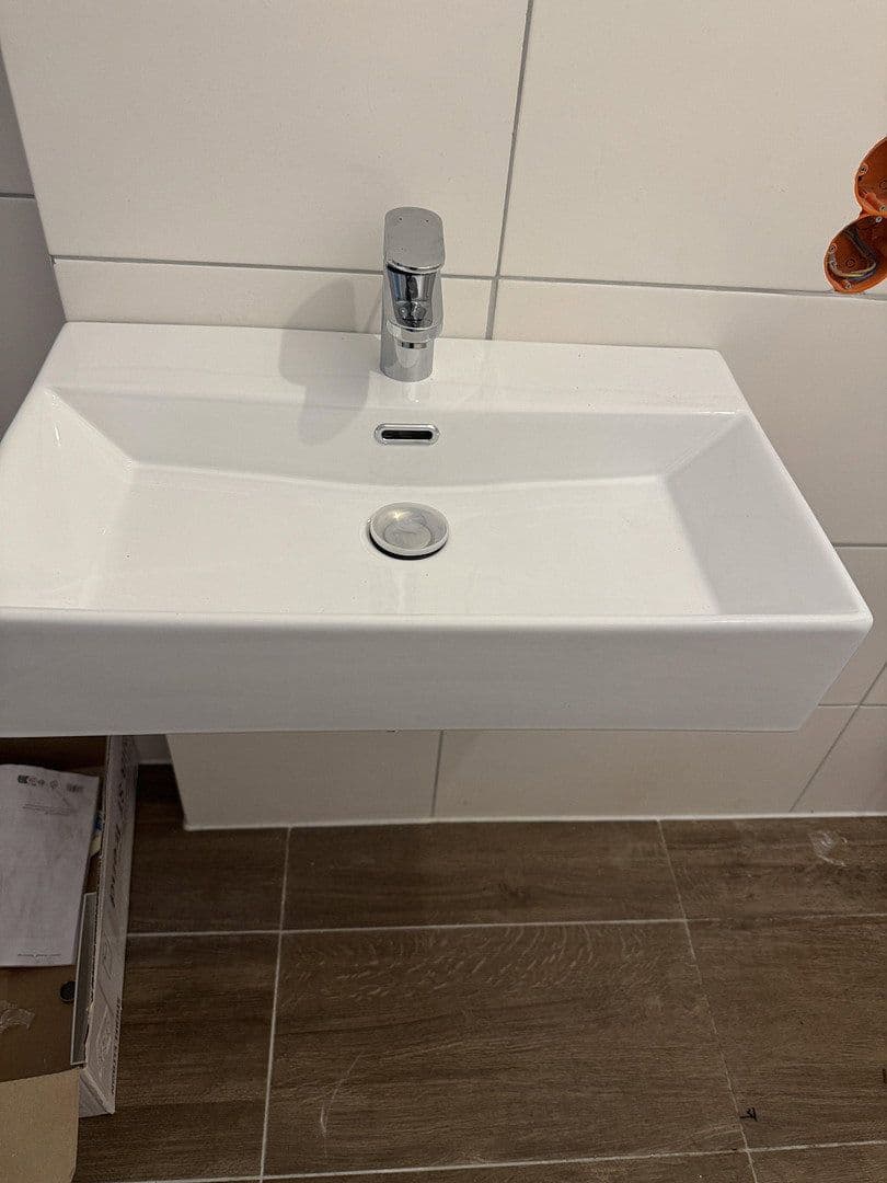 Pronájem bytu 2+1 60 m², Bergen, Dolní Sasko Pronájem bytu 2+1 60 m², Bergen, Dolní Sasko