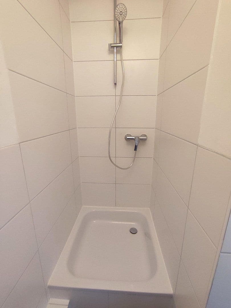 Pronájem bytu 1+kk 26 m², Saarlandstraße 27, Viernheim, Hessen Pronájem bytu 1+kk 26 m², Saarlandstraße 27, Viernheim, Hessen