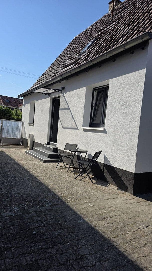 Prodej domu 107 m², pozemek 179 m², Sandhausen, Bádensko-Württembersko Prodej domu 107 m², pozemek 179 m², Sandhausen, Bádensko-Württembersko