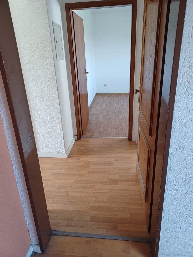 Pronájem bytu 2+1 40 m², Kölner Str. 137, Leverkusen, Severní Porýní-Vestfálsko Pronájem bytu 2+1 40 m², Kölner Str. 137, Leverkusen, Severní Porýní-Vestfálsko