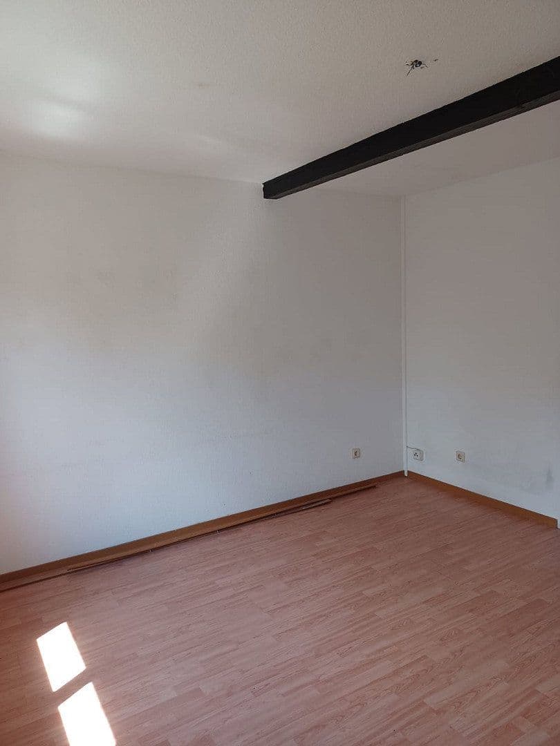 Pronájem bytu 2+1 40 m², Kölner Str. 137, Leverkusen, Severní Porýní-Vestfálsko Pronájem bytu 2+1 40 m², Kölner Str. 137, Leverkusen, Severní Porýní-Vestfálsko