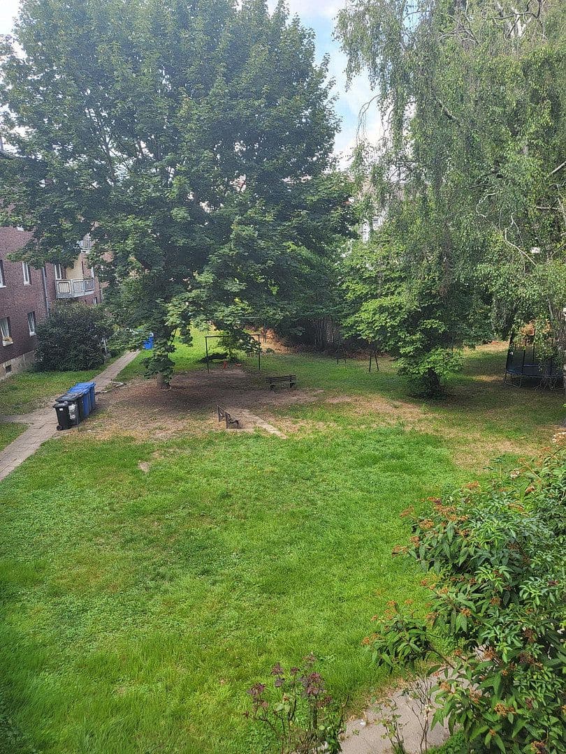 Pronájem bytu 2+1 40 m², Kölner Str. 137, Leverkusen, Severní Porýní-Vestfálsko Pronájem bytu 2+1 40 m², Kölner Str. 137, Leverkusen, Severní Porýní-Vestfálsko