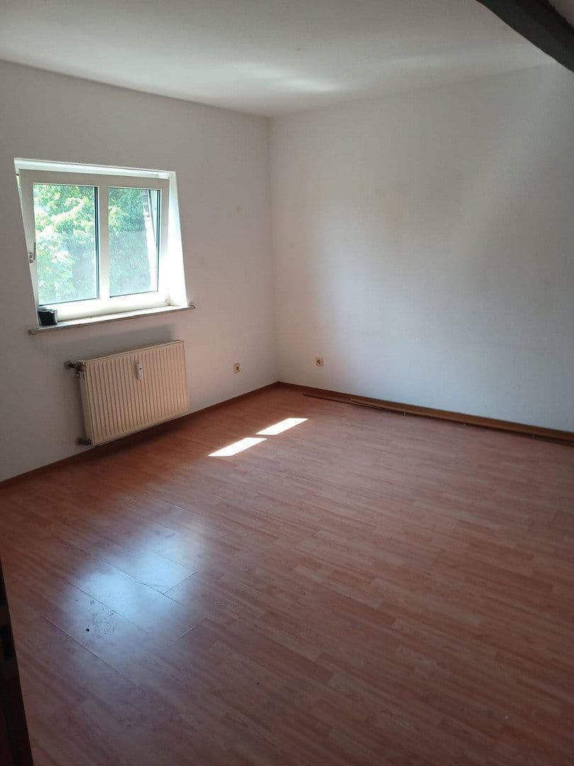 Pronájem bytu 2+1 40 m², Kölner Str. 137, Leverkusen, Severní Porýní-Vestfálsko Pronájem bytu 2+1 40 m², Kölner Str. 137, Leverkusen, Severní Porýní-Vestfálsko