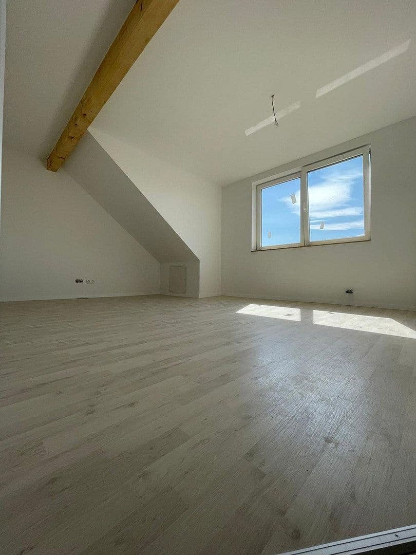 Pronájem bytu 3+kk 86 m², Tippelsberger Straße 17, Bochum, Severní Porýní-Vestfálsko Pronájem bytu 3+kk 86 m², Tippelsberger Straße 17, Bochum, Severní Porýní-Vestfálsko