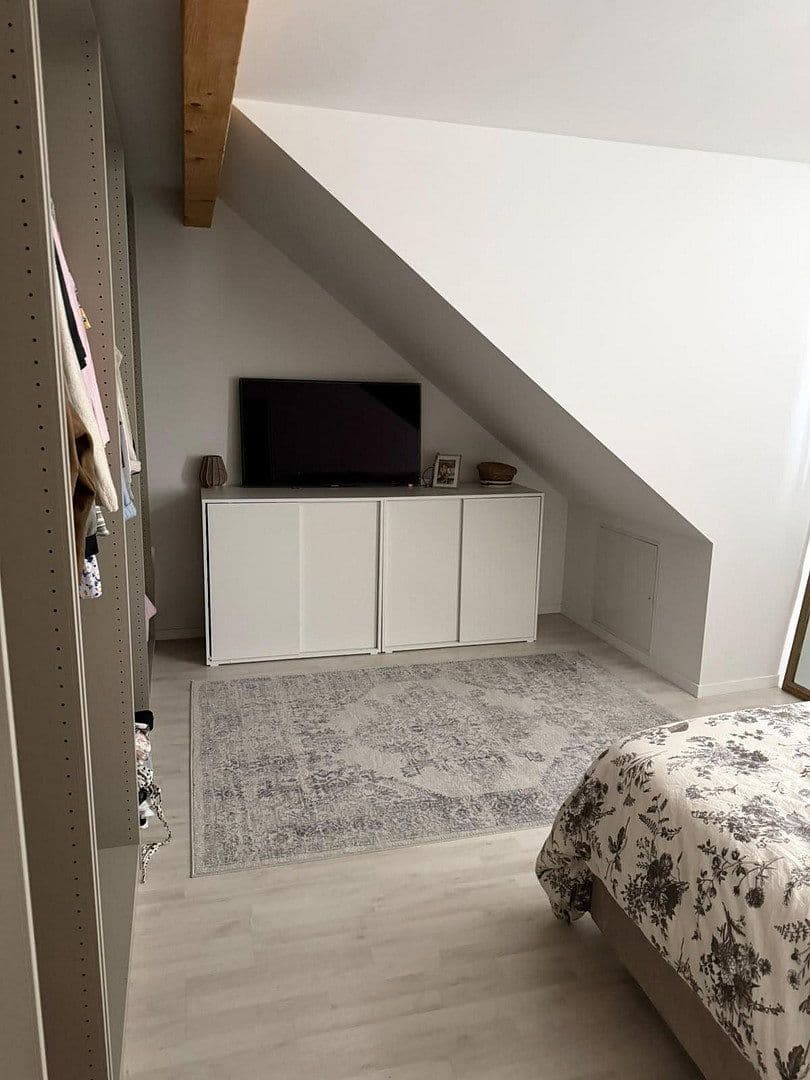 Pronájem bytu 3+kk 86 m², Tippelsberger Straße 17, Bochum, Severní Porýní-Vestfálsko Pronájem bytu 3+kk 86 m², Tippelsberger Straße 17, Bochum, Severní Porýní-Vestfálsko