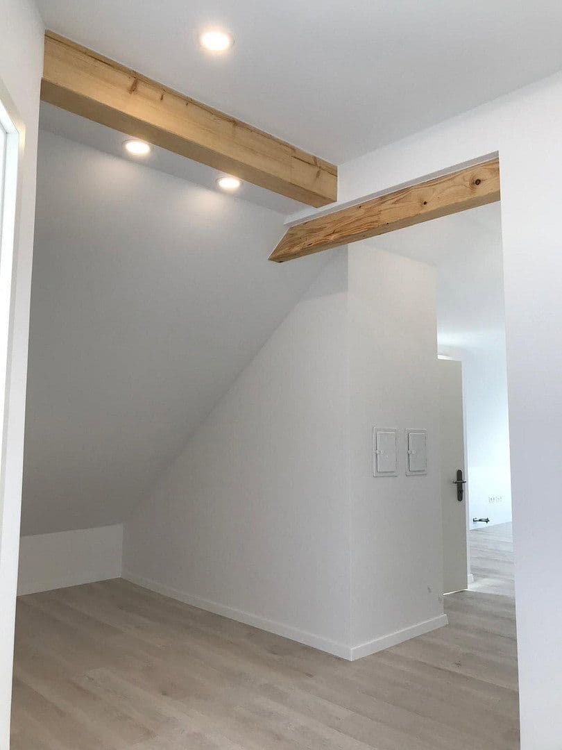 Pronájem bytu 3+kk 86 m², Tippelsberger Straße 17, Bochum, Severní Porýní-Vestfálsko Pronájem bytu 3+kk 86 m², Tippelsberger Straße 17, Bochum, Severní Porýní-Vestfálsko