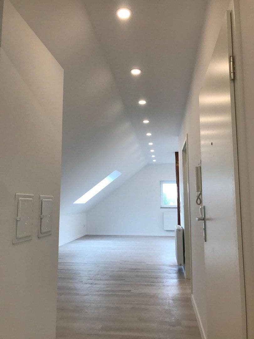 Pronájem bytu 3+kk 86 m², Tippelsberger Straße 17, Bochum, Severní Porýní-Vestfálsko Pronájem bytu 3+kk 86 m², Tippelsberger Straße 17, Bochum, Severní Porýní-Vestfálsko