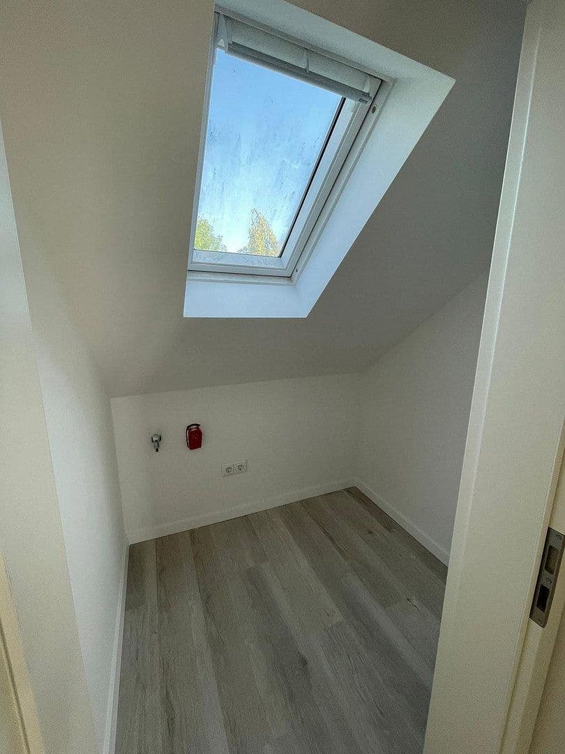 Pronájem bytu 3+kk 86 m², Tippelsberger Straße 17, Bochum, Severní Porýní-Vestfálsko Pronájem bytu 3+kk 86 m², Tippelsberger Straße 17, Bochum, Severní Porýní-Vestfálsko