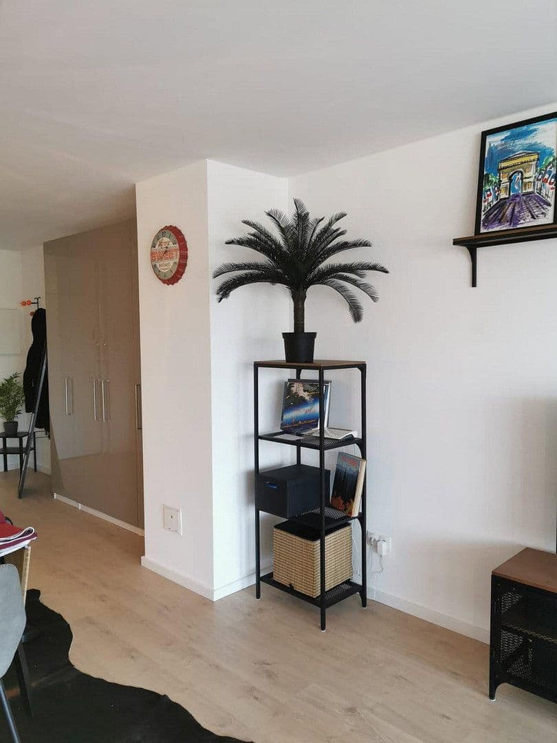 Pronájem bytu 1+1 42 m², Beckmesserstraße 4, München, Bavorsko Pronájem bytu 1+1 42 m², Beckmesserstraße 4, München, Bavorsko