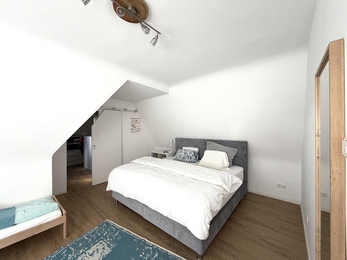 Prodej bytu 5+1 145 m², Thielenbrucher Allee 11, Köln, Severní Porýní-Vestfálsko Prodej bytu 5+1 145 m², Thielenbrucher Allee 11, Köln, Severní Porýní-Vestfálsko