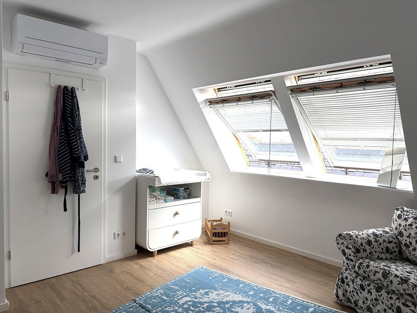 Prodej bytu 5+1 145 m², Thielenbrucher Allee 11, Köln, Severní Porýní-Vestfálsko Prodej bytu 5+1 145 m², Thielenbrucher Allee 11, Köln, Severní Porýní-Vestfálsko