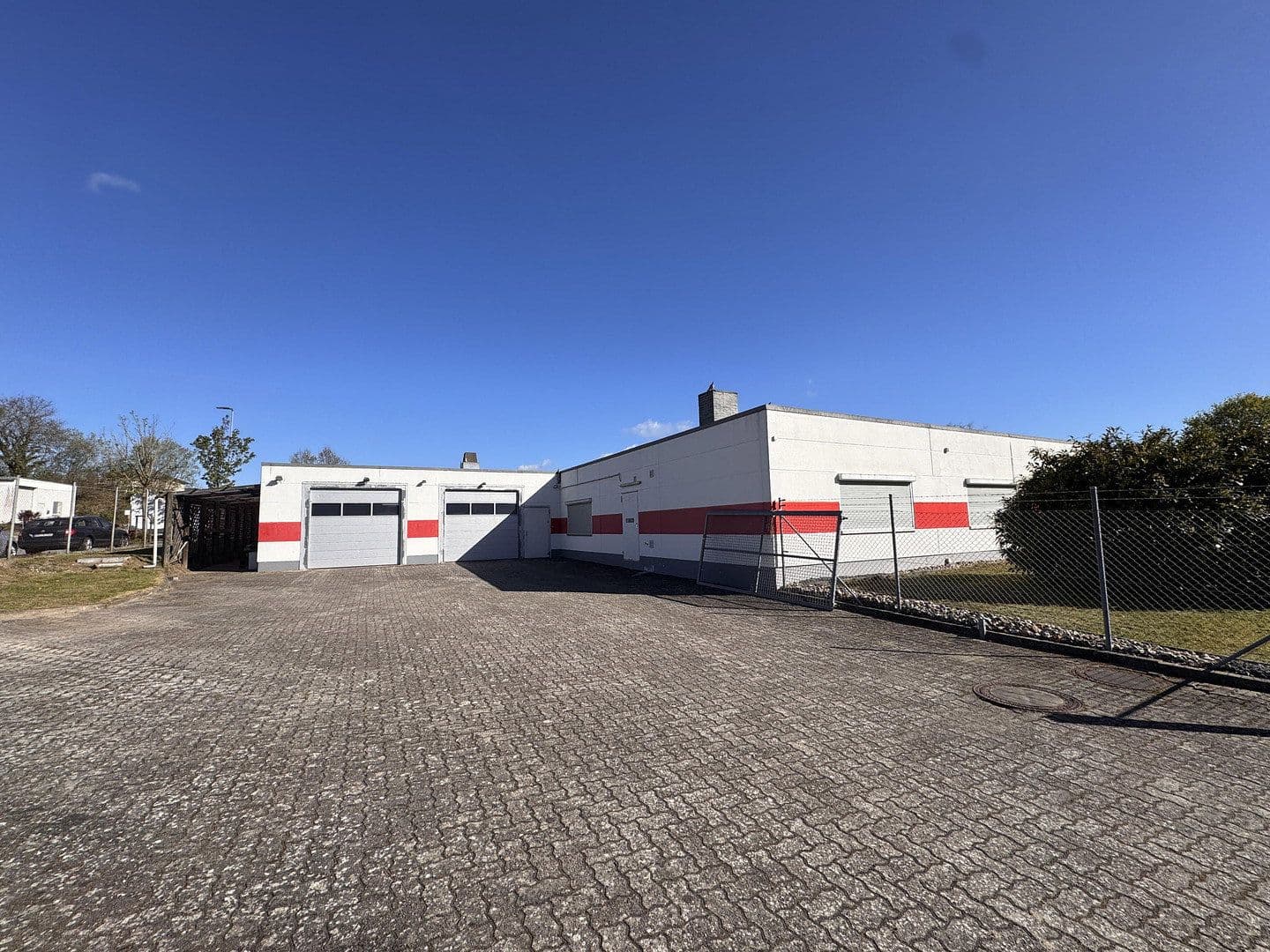 Pronájem nebytového prostoru 988 m², Otto-Kipp-Straße II, Scharbeutz, Šlesvicko-Holštýnsko Pronájem nebytového prostoru 988 m², Otto-Kipp-Straße II, Scharbeutz, Šlesvicko-Holštýnsko