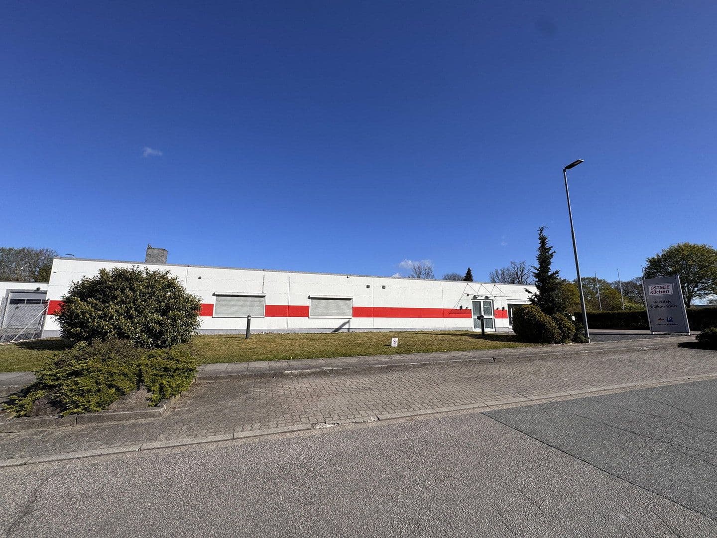 Pronájem nebytového prostoru 988 m², Otto-Kipp-Straße II, Scharbeutz, Šlesvicko-Holštýnsko Pronájem nebytového prostoru 988 m², Otto-Kipp-Straße II, Scharbeutz, Šlesvicko-Holštýnsko