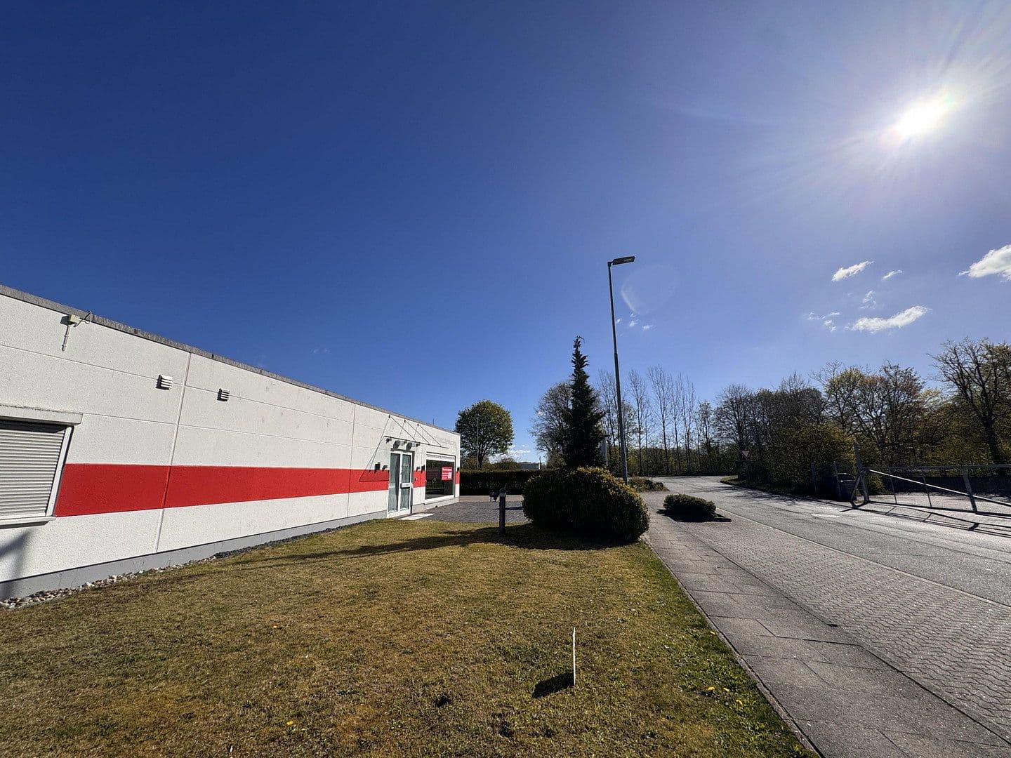 Pronájem nebytového prostoru 988 m², Otto-Kipp-Straße II, Scharbeutz, Šlesvicko-Holštýnsko Pronájem nebytového prostoru 988 m², Otto-Kipp-Straße II, Scharbeutz, Šlesvicko-Holštýnsko