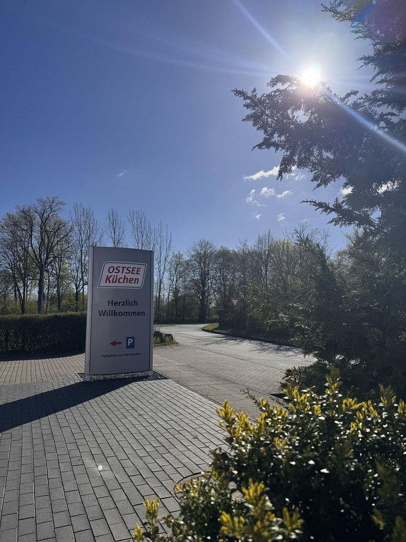 Pronájem nebytového prostoru 988 m², Otto-Kipp-Straße II, Scharbeutz, Šlesvicko-Holštýnsko Pronájem nebytového prostoru 988 m², Otto-Kipp-Straße II, Scharbeutz, Šlesvicko-Holštýnsko