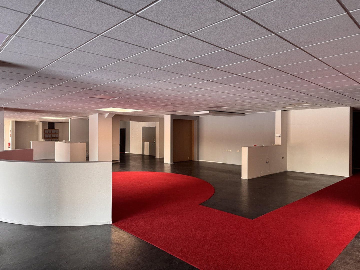 Pronájem nebytového prostoru 988 m², Otto-Kipp-Straße II, Scharbeutz, Šlesvicko-Holštýnsko Pronájem nebytového prostoru 988 m², Otto-Kipp-Straße II, Scharbeutz, Šlesvicko-Holštýnsko