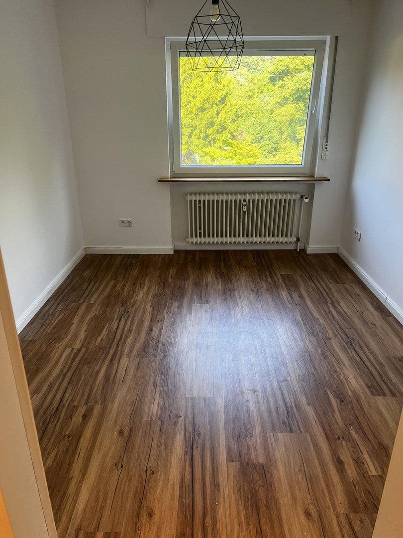 Prodej bytu 3+1 80 m², Bielefeld, Severní Porýní-Vestfálsko Prodej bytu 3+1 80 m², Bielefeld, Severní Porýní-Vestfálsko