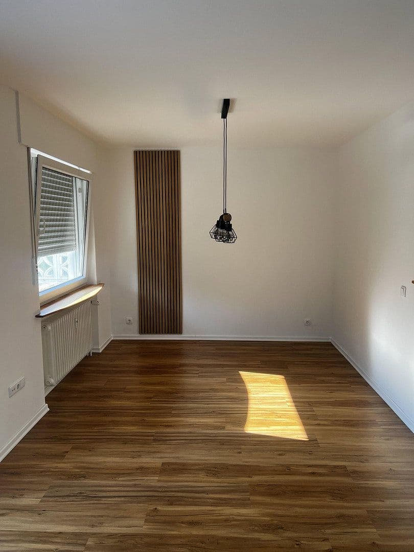 Prodej bytu 3+1 80 m², Bielefeld, Severní Porýní-Vestfálsko Prodej bytu 3+1 80 m², Bielefeld, Severní Porýní-Vestfálsko