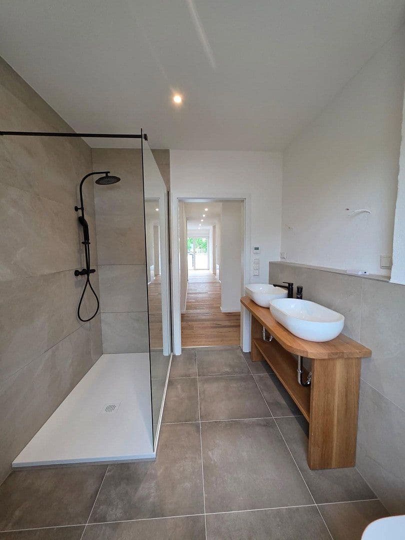 Prodej domu 210 m², pozemek 610 m², Himmelkron, Bavorsko Prodej domu 210 m², pozemek 610 m², Himmelkron, Bavorsko