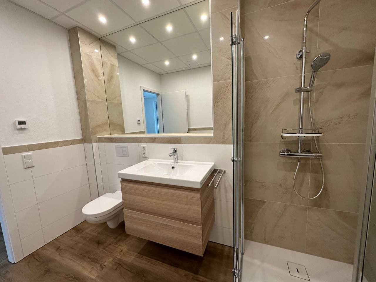 Pronájem bytu 3+1 85 m², Klosterstraße 13, Triberg im Schwarzwald, Bádensko-Württembersko Pronájem bytu 3+1 85 m², Klosterstraße 13, Triberg im Schwarzwald, Bádensko-Württembersko