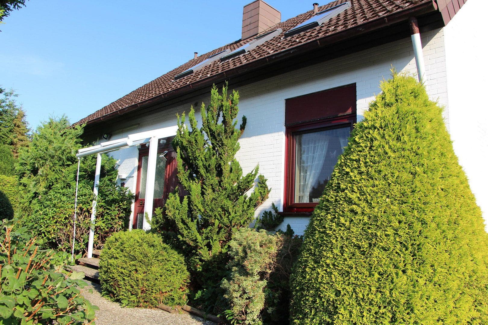 Prodej domu 215 m², pozemek 677 m², Osterrönfeld, Šlesvicko-Holštýnsko Prodej domu 215 m², pozemek 677 m², Osterrönfeld, Šlesvicko-Holštýnsko