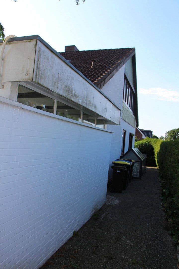 Prodej domu 215 m², pozemek 677 m², Osterrönfeld, Šlesvicko-Holštýnsko Prodej domu 215 m², pozemek 677 m², Osterrönfeld, Šlesvicko-Holštýnsko