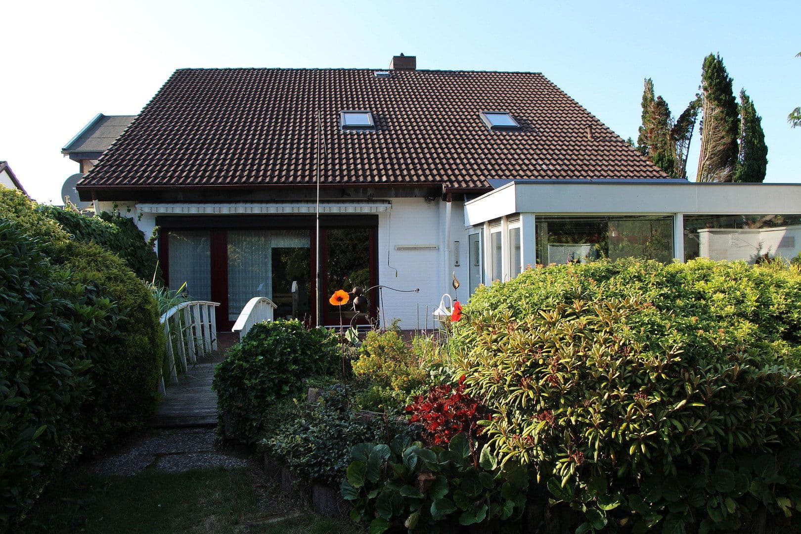 Prodej domu 215 m², pozemek 677 m², Osterrönfeld, Šlesvicko-Holštýnsko Prodej domu 215 m², pozemek 677 m², Osterrönfeld, Šlesvicko-Holštýnsko