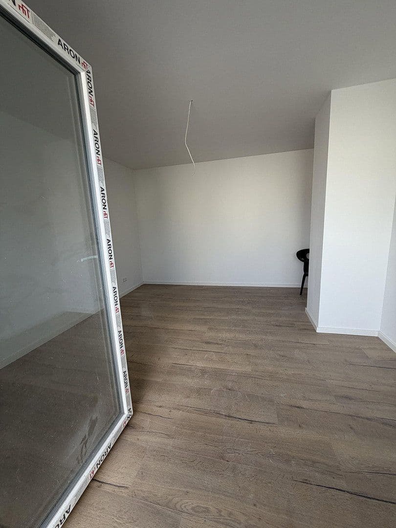 Prodej domu 146 m², pozemek 300 m², Bissmarkstr 23, Rülzheim, Porýní-Falc Prodej domu 146 m², pozemek 300 m², Bissmarkstr 23, Rülzheim, Porýní-Falc