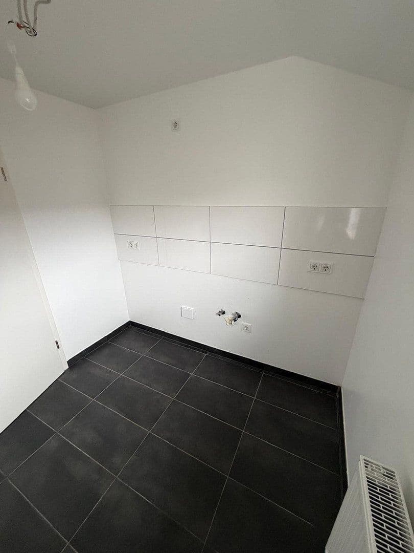 Pronájem bytu 1+1 45 m², Petrusstr. 28, Saarbrücken, Země Sársko Pronájem bytu 1+1 45 m², Petrusstr. 28, Saarbrücken, Země Sársko