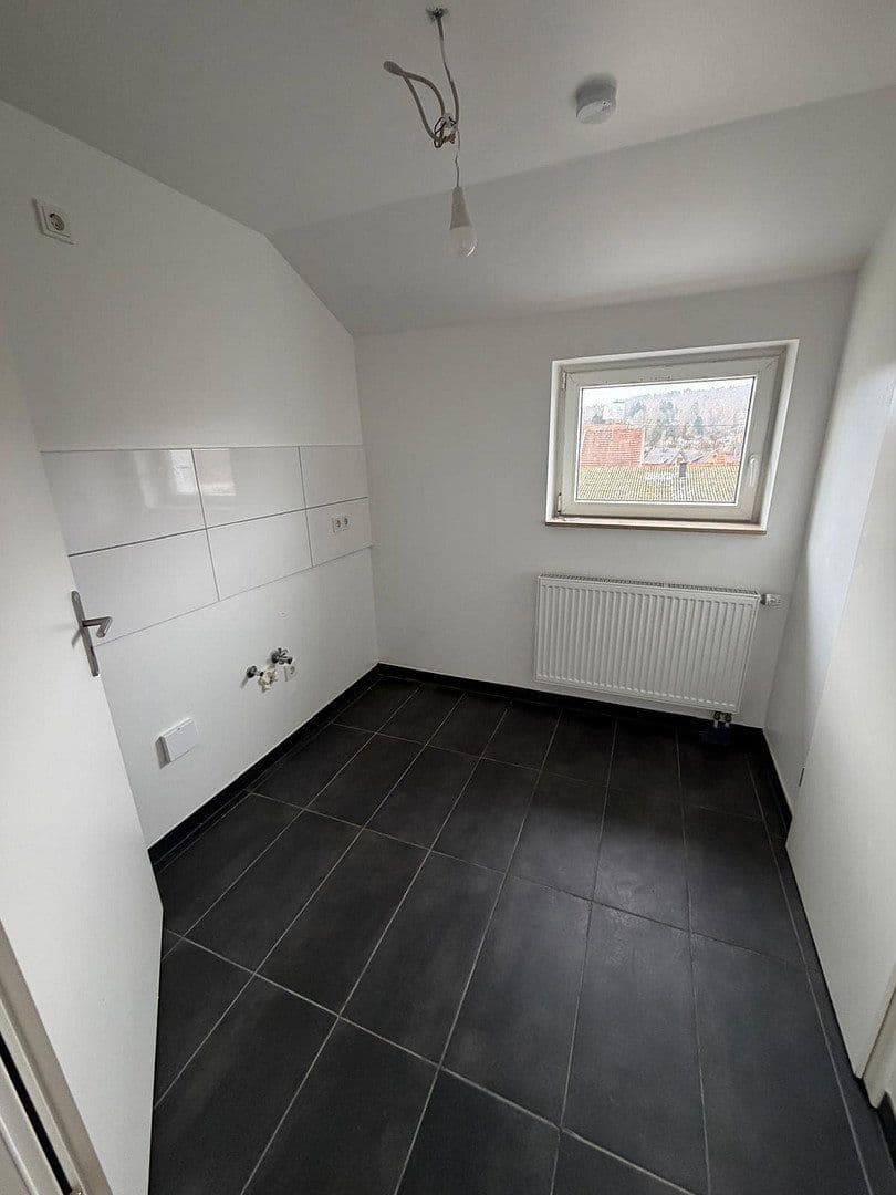 Pronájem bytu 1+1 45 m², Petrusstr. 28, Saarbrücken, Země Sársko Pronájem bytu 1+1 45 m², Petrusstr. 28, Saarbrücken, Země Sársko