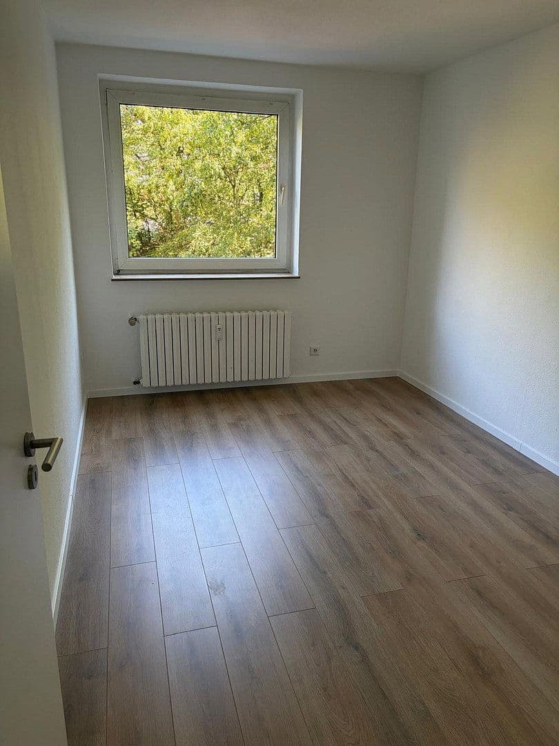 Prodej bytu 3+1 76 m², Schildsheiderstr, Erkrath, Severní Porýní-Vestfálsko Prodej bytu 3+1 76 m², Schildsheiderstr, Erkrath, Severní Porýní-Vestfálsko