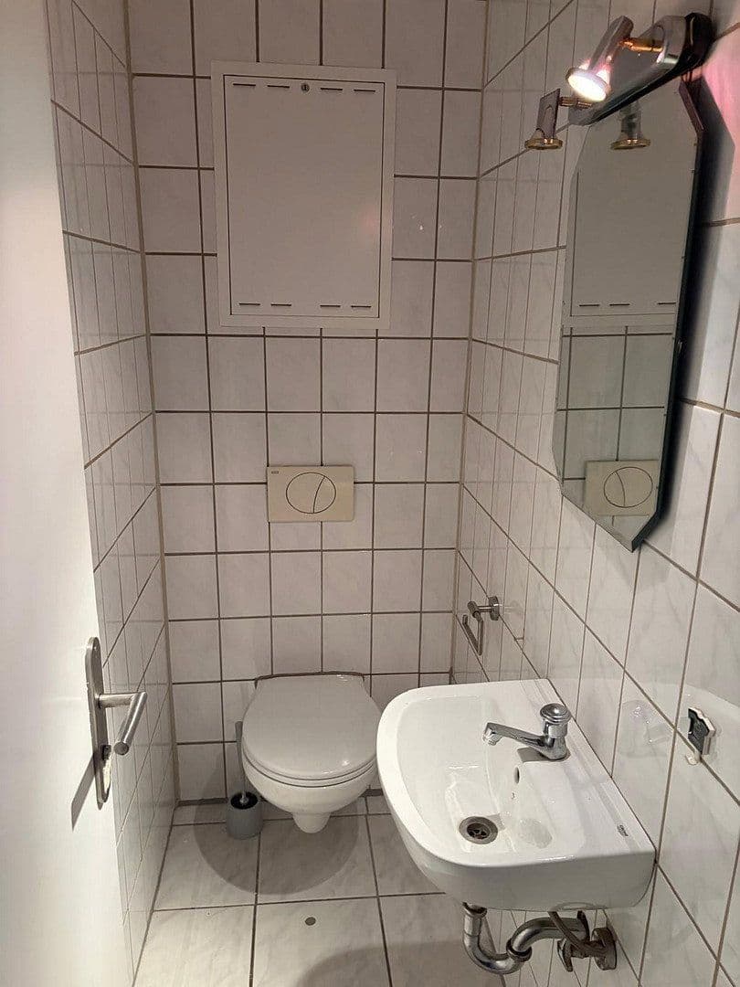 Prodej bytu 3+1 76 m², Schildsheiderstr, Erkrath, Severní Porýní-Vestfálsko Prodej bytu 3+1 76 m², Schildsheiderstr, Erkrath, Severní Porýní-Vestfálsko