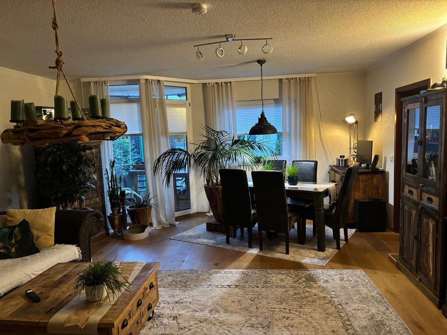 Prodej bytu 2+1 72 m², Kölner Str. 60, Burscheid, Severní Porýní-Vestfálsko Prodej bytu 2+1 72 m², Kölner Str. 60, Burscheid, Severní Porýní-Vestfálsko
