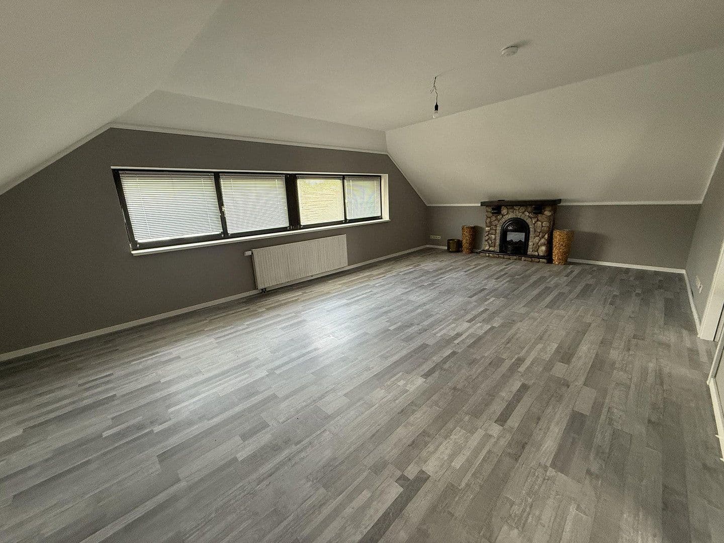 Pronájem bytu 4+1 137 m², Berlin, Berlín Pronájem bytu 4+1 137 m², Berlin, Berlín