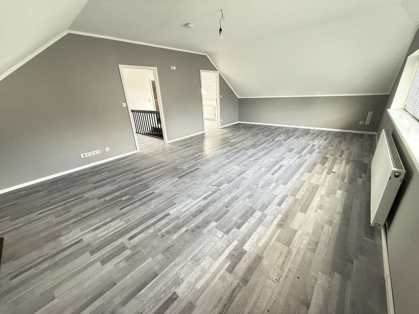 Pronájem bytu 4+1 137 m², Berlin, Berlín Pronájem bytu 4+1 137 m², Berlin, Berlín
