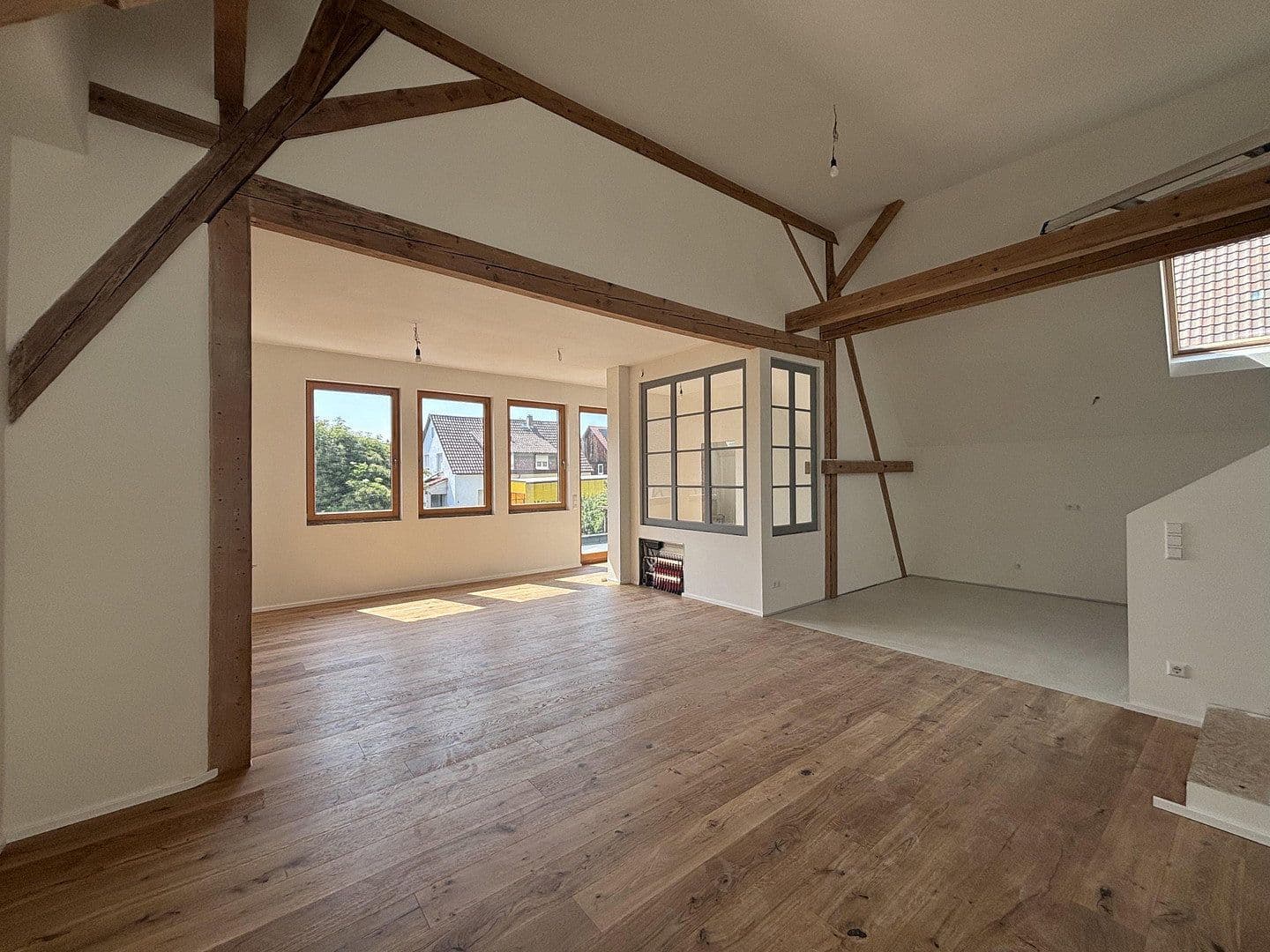 Pronájem bytu 4+kk 147 m², Niefern-Öschelbronn, Bádensko-Württembersko Pronájem bytu 4+kk 147 m², Niefern-Öschelbronn, Bádensko-Württembersko