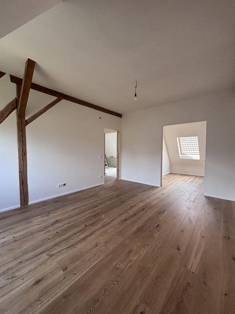 Pronájem bytu 4+kk 147 m², Niefern-Öschelbronn, Bádensko-Württembersko Pronájem bytu 4+kk 147 m², Niefern-Öschelbronn, Bádensko-Württembersko