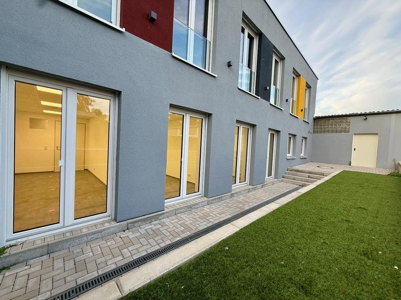 Pronájem kanceláře 750 m², Oswaldstr. 4, Hamm, Severní Porýní-Vestfálsko Pronájem kanceláře 750 m², Oswaldstr. 4, Hamm, Severní Porýní-Vestfálsko