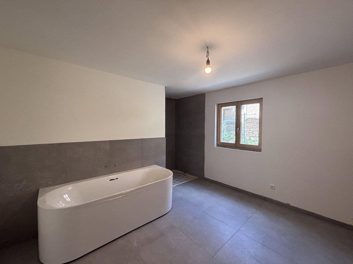 Pronájem bytu 3+kk 133 m², Niefern-Öschelbronn, Bádensko-Württembersko Pronájem bytu 3+kk 133 m², Niefern-Öschelbronn, Bádensko-Württembersko