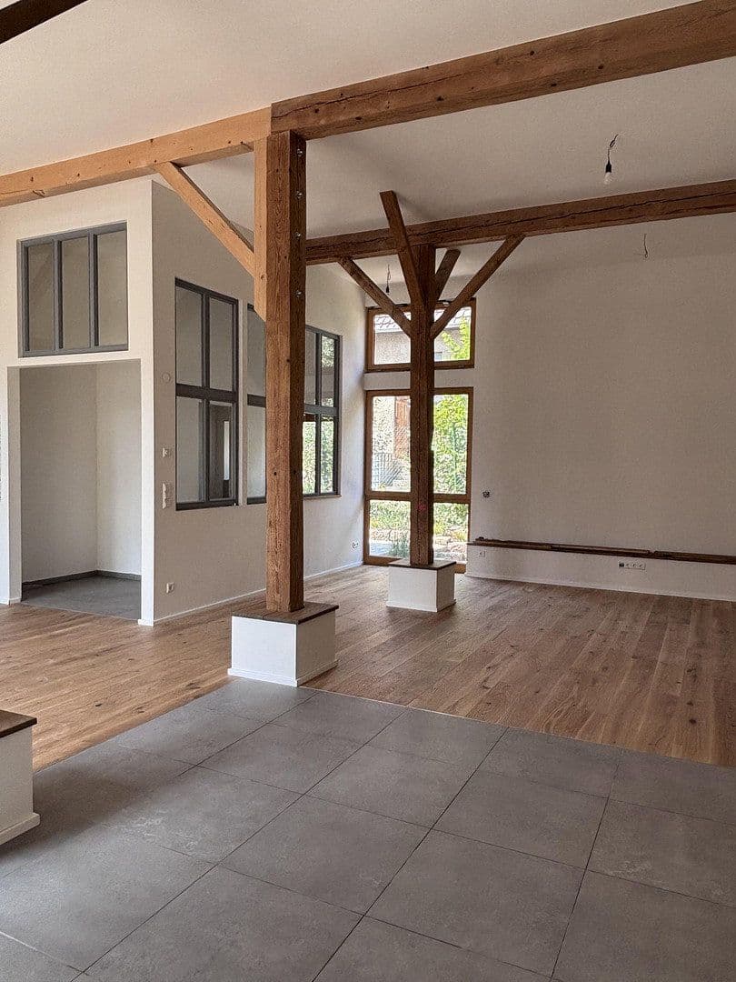 Pronájem bytu 3+kk 133 m², Niefern-Öschelbronn, Bádensko-Württembersko Pronájem bytu 3+kk 133 m², Niefern-Öschelbronn, Bádensko-Württembersko