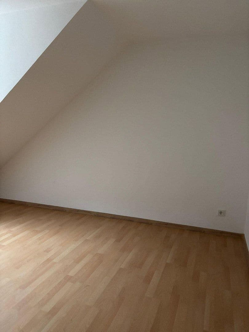 Prodej domu 202 m², pozemek 188 m², Paulusstr, Worms, Porýní-Falc Prodej domu 202 m², pozemek 188 m², Paulusstr, Worms, Porýní-Falc