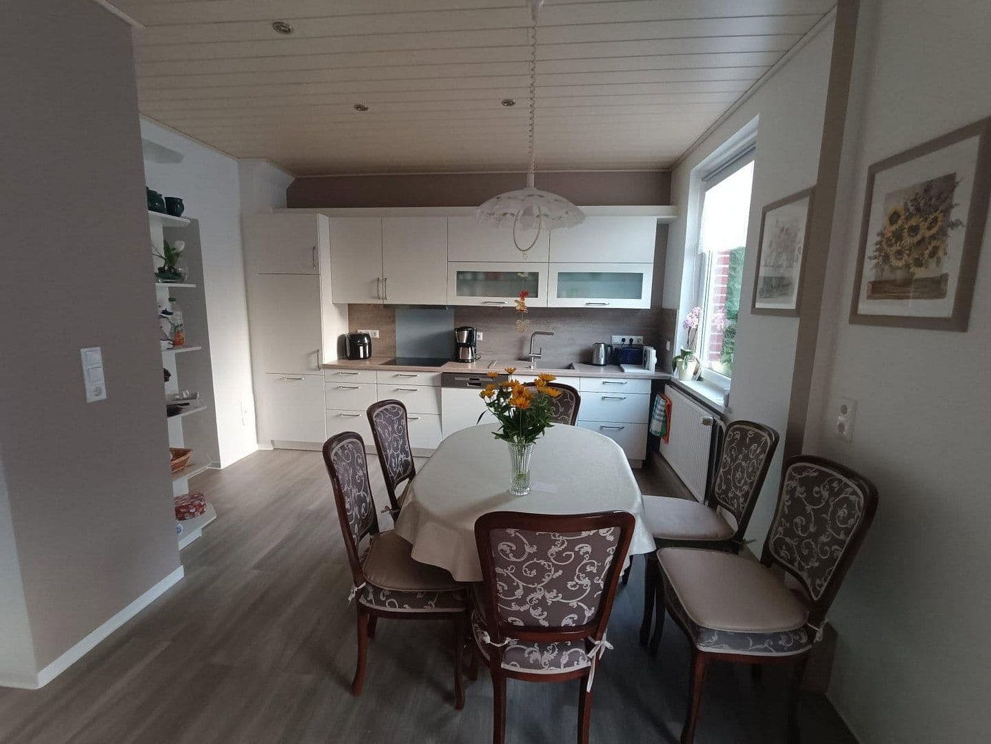 Prodej domu 190 m², pozemek 1.980 m², Güstrow, Mecklenburg-Vorpommern Prodej domu 190 m², pozemek 1.980 m², Güstrow, Mecklenburg-Vorpommern