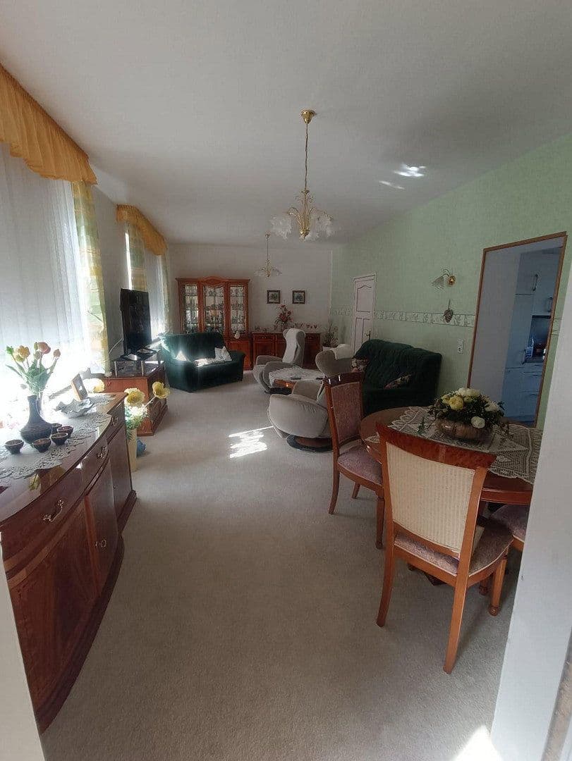 Prodej domu 190 m², pozemek 1.980 m², Güstrow, Mecklenburg-Vorpommern Prodej domu 190 m², pozemek 1.980 m², Güstrow, Mecklenburg-Vorpommern