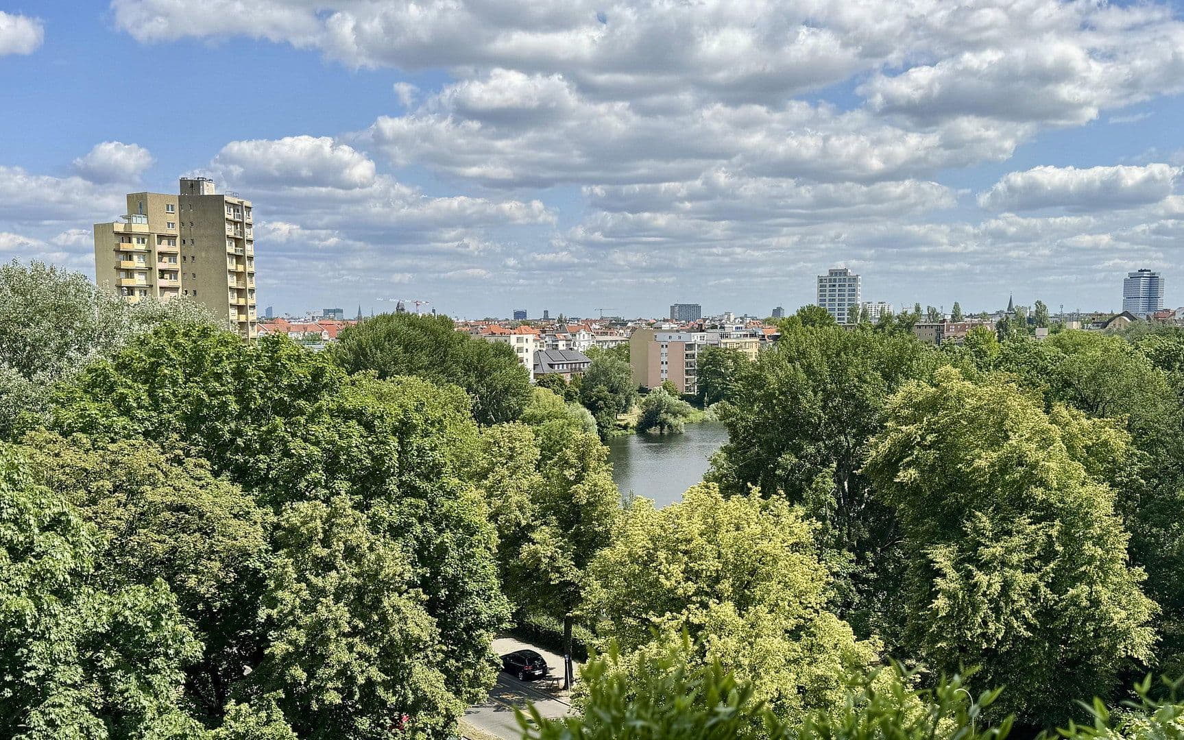 Prodej bytu 2+1 64 m², Berlin, Berlín Prodej bytu 2+1 64 m², Berlin, Berlín