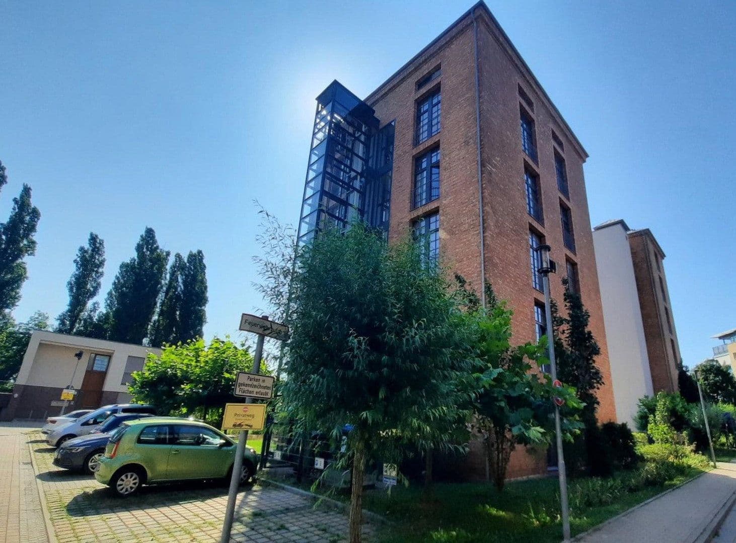 Prodej bytu 4+1 147 m², Berlin, Berlín Prodej bytu 4+1 147 m², Berlin, Berlín