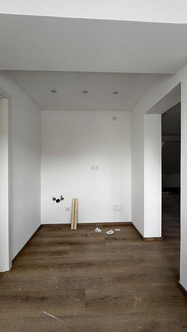 Pronájem bytu 1+1 49 m², Mannheim, Bádensko-Württembersko Pronájem bytu 1+1 49 m², Mannheim, Bádensko-Württembersko