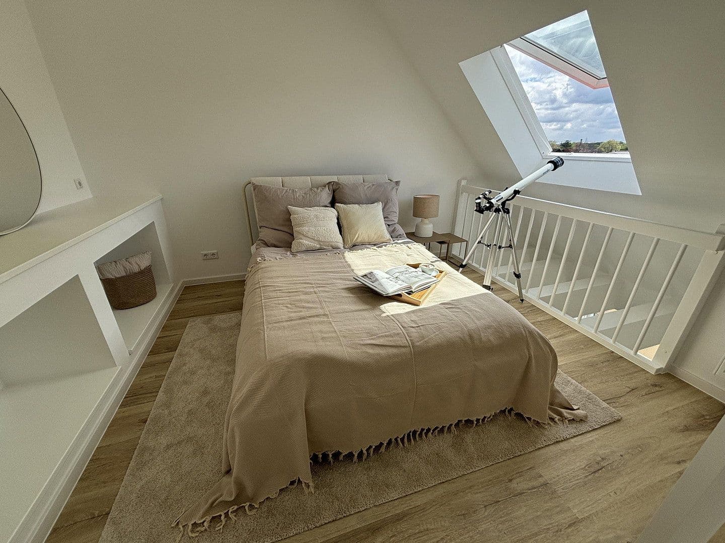 Pronájem bytu 2+kk 54 m², Bergisch Gladbacher Str. 135-137, Köln, Severní Porýní-Vestfálsko Pronájem bytu 2+kk 54 m², Bergisch Gladbacher Str. 135-137, Köln, Severní Porýní-Vestfálsko
