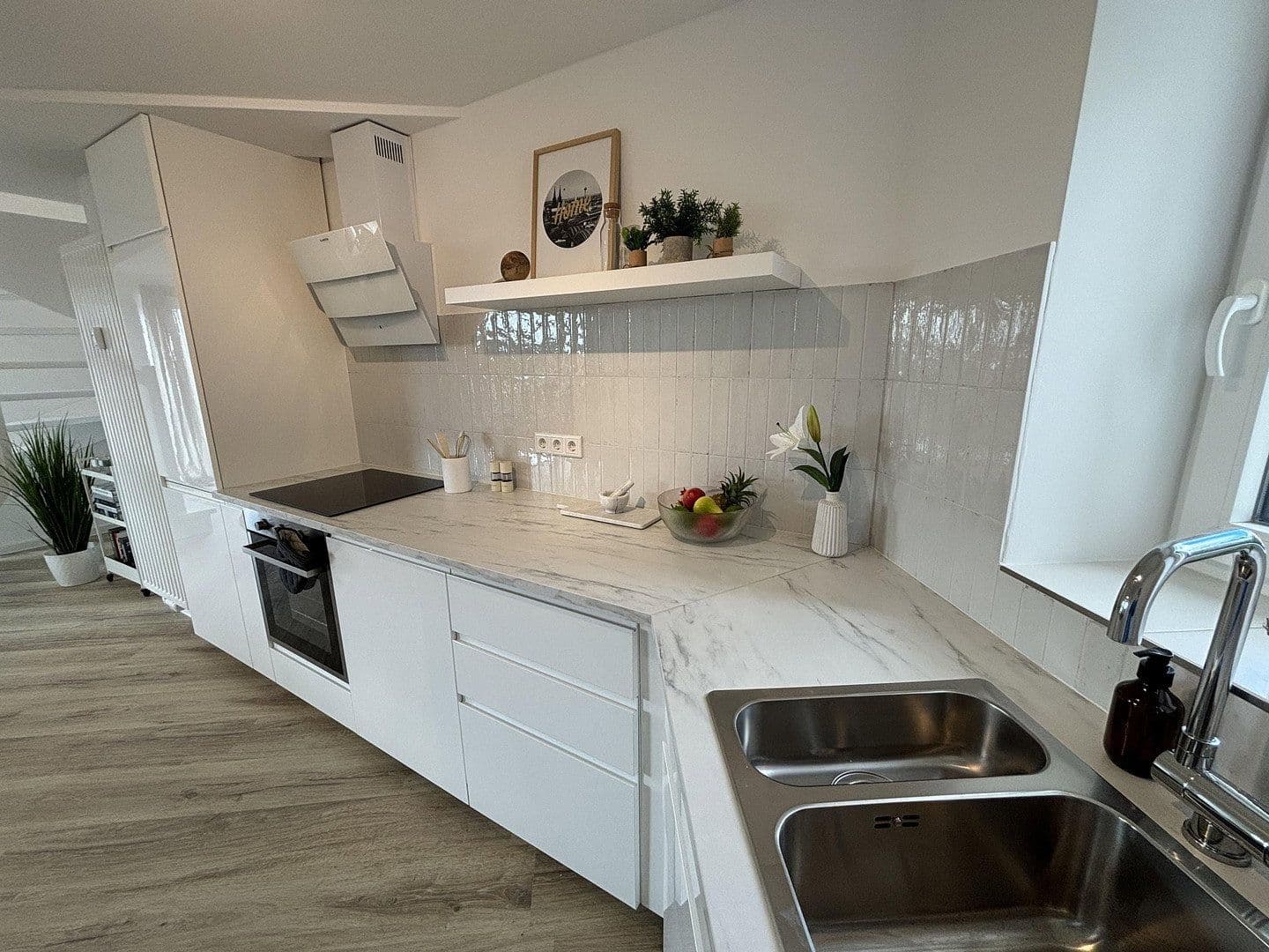 Pronájem bytu 2+kk 54 m², Bergisch Gladbacher Str. 135-137, Köln, Severní Porýní-Vestfálsko Pronájem bytu 2+kk 54 m², Bergisch Gladbacher Str. 135-137, Köln, Severní Porýní-Vestfálsko