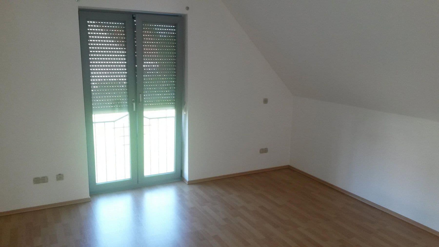 Pronájem domu 115 m², pozemek 950 m², Hirschaid, Bavorsko Pronájem domu 115 m², pozemek 950 m², Hirschaid, Bavorsko