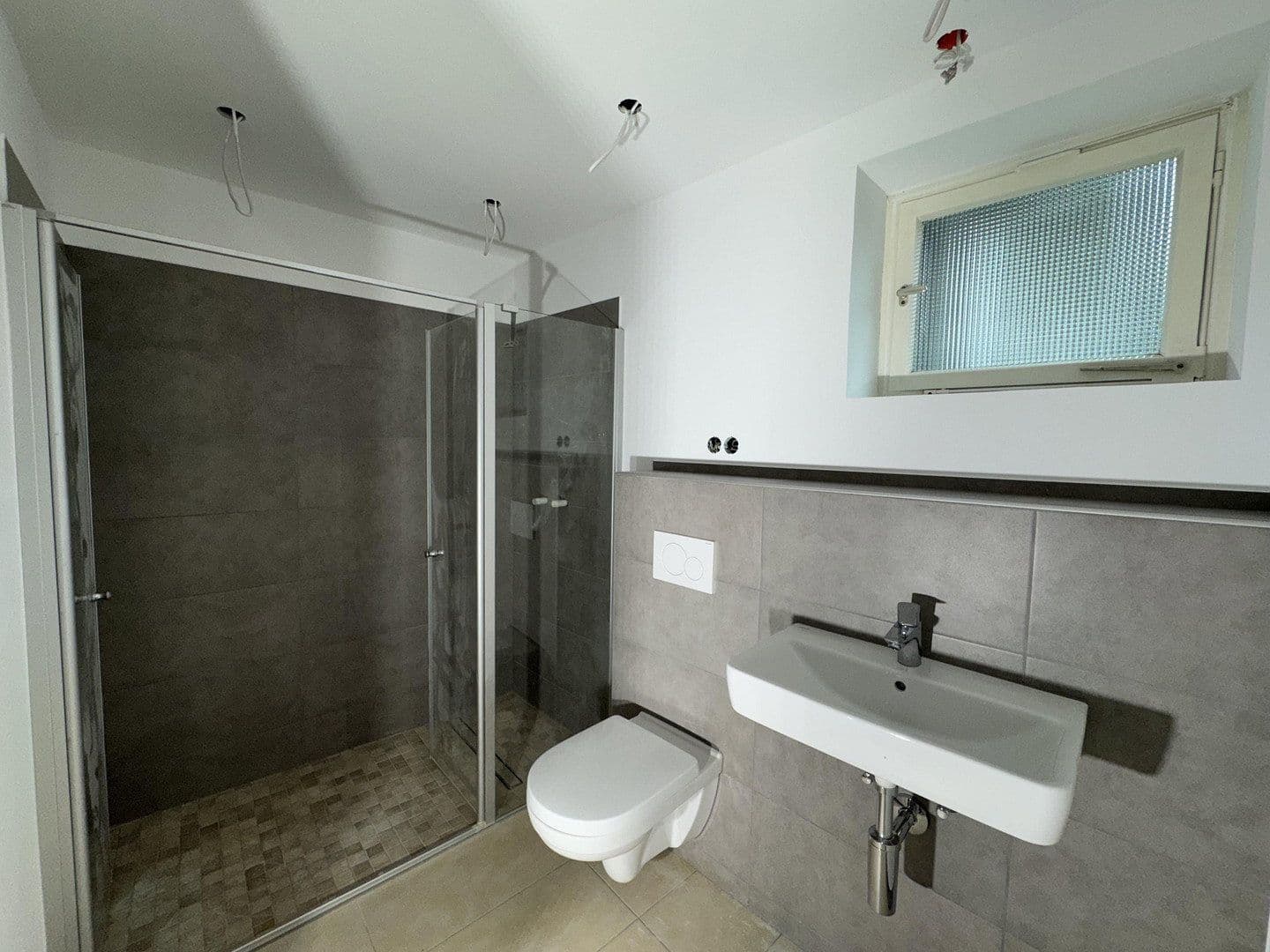 Pronájem domu 200 m², pozemek 324 m², Brensbach, Hessen Pronájem domu 200 m², pozemek 324 m², Brensbach, Hessen